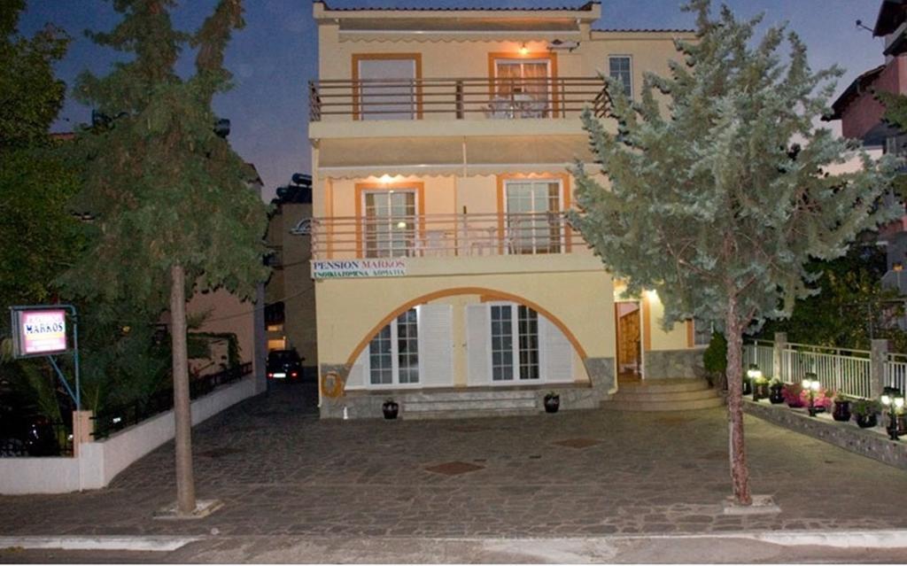Markos Studios Potos Exterior photo
